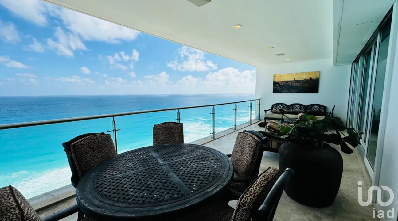 Departamento en Venta en Zona Hotelera, Benito Juárez, Quintana Roo | NEX-278103 | iad México | Foto 5 de 33