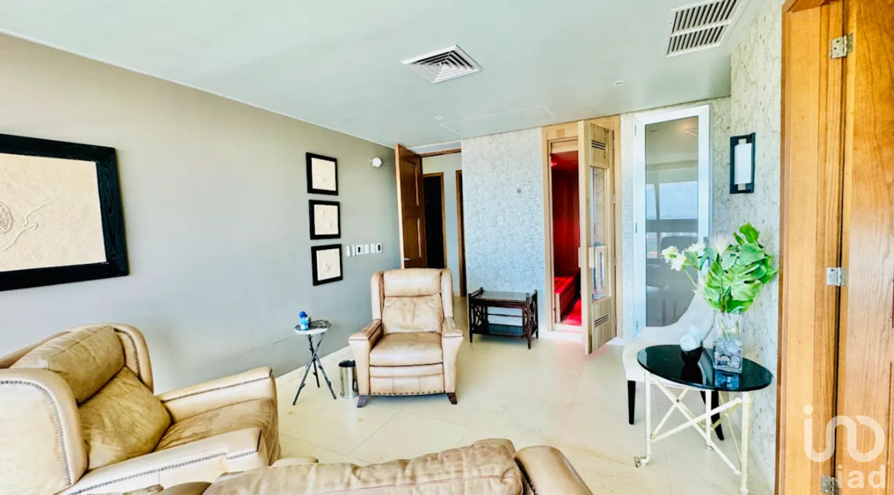 Departamento en Venta en Zona Hotelera, Benito Juárez, Quintana Roo | NEX-278104 | iad México | Foto 3 de 16