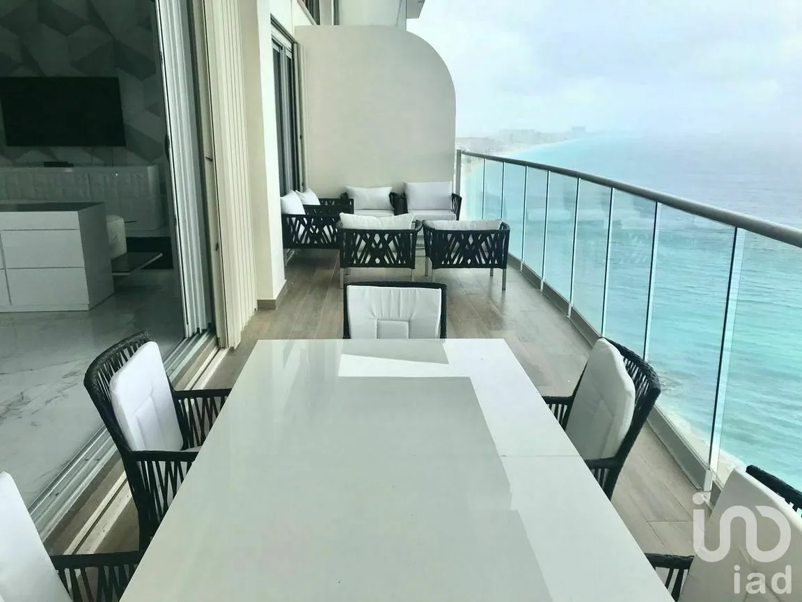 Departamento en Venta en Zona Hotelera, Benito Juárez, Quintana Roo | NEX-278106 | iad México | Foto 2 de 43