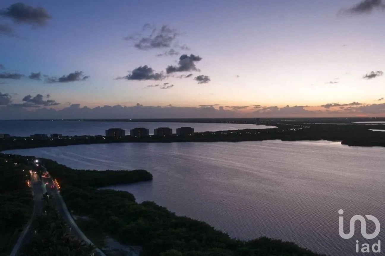 Departamento en Venta en Zona Hotelera, Benito Juárez, Quintana Roo | NEX-278106 | iad México | Foto 15 de 43