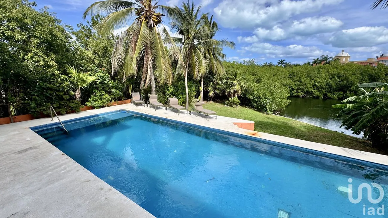 Departamento en Venta en Zona Hotelera, Benito Juárez, Quintana Roo | NEX-278113 | iad México | Foto 2 de 47