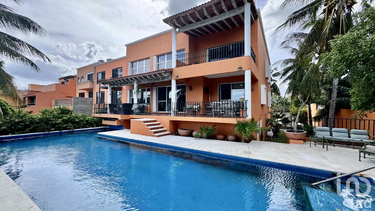 Departamento en Venta en Zona Hotelera, Benito Juárez, Quintana Roo | NEX-278113 | iad México | Foto 14 de 47