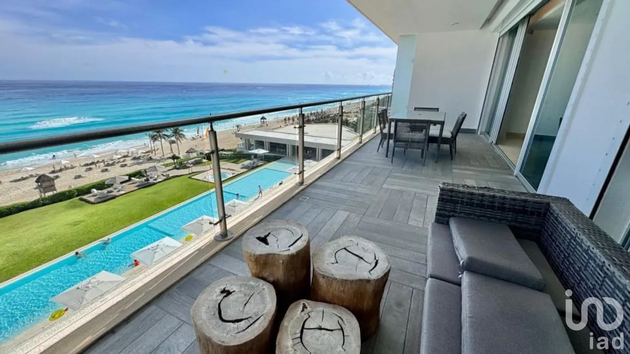 Departamento en Venta en Zona Hotelera, Benito Juárez, Quintana Roo | NEX-278114 | iad México | Foto 1 de 20