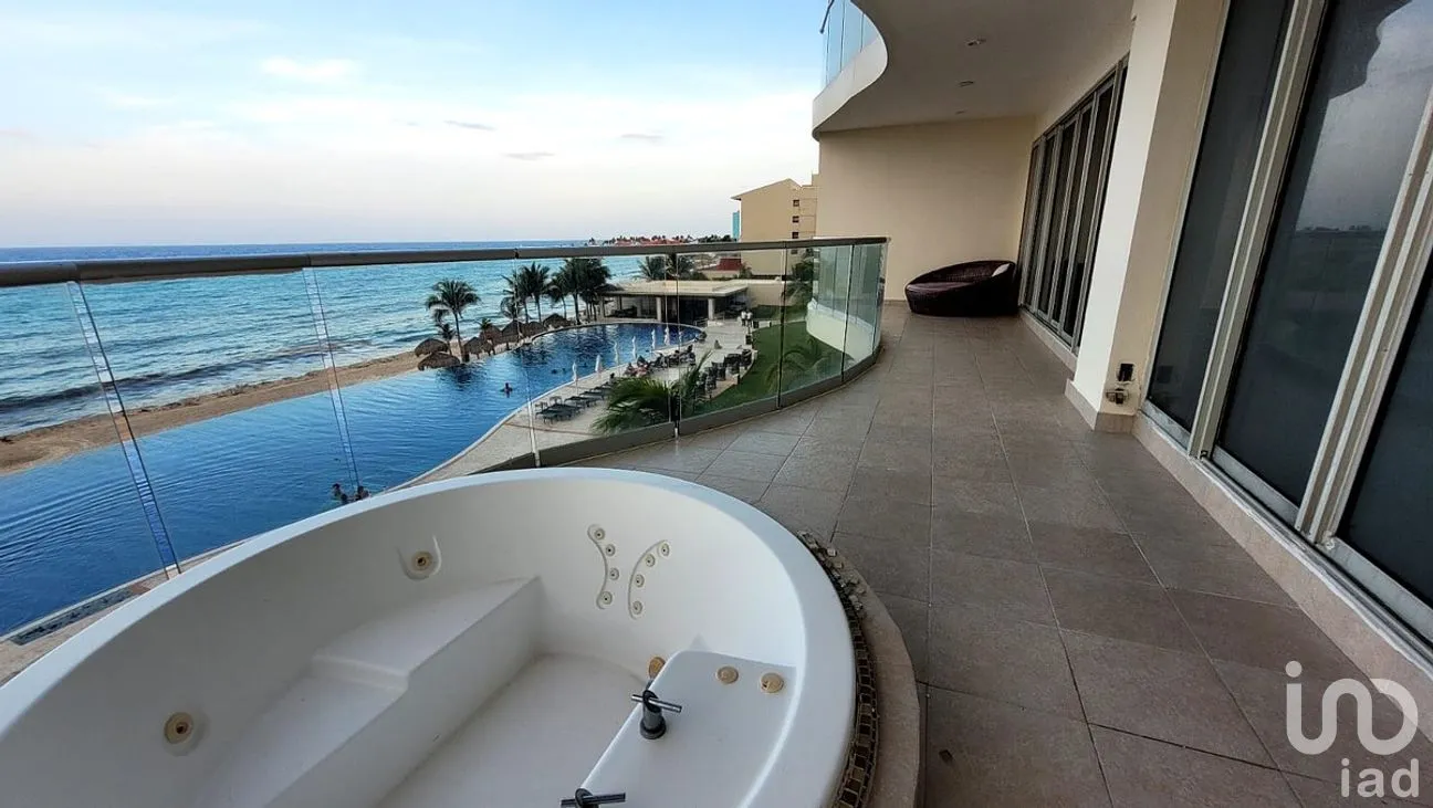 Departamento en Renta en Zona Hotelera, Benito Juárez, Quintana Roo | NEX-282811 | iad México | Foto 1 de 38