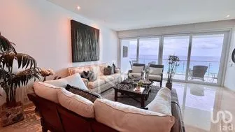 NEX-293057 - Departamento en Renta, con 4 recamaras, con 4 baños, con 317 m2 de construcción en Zona Hotelera, CP 77500, Quintana Roo.