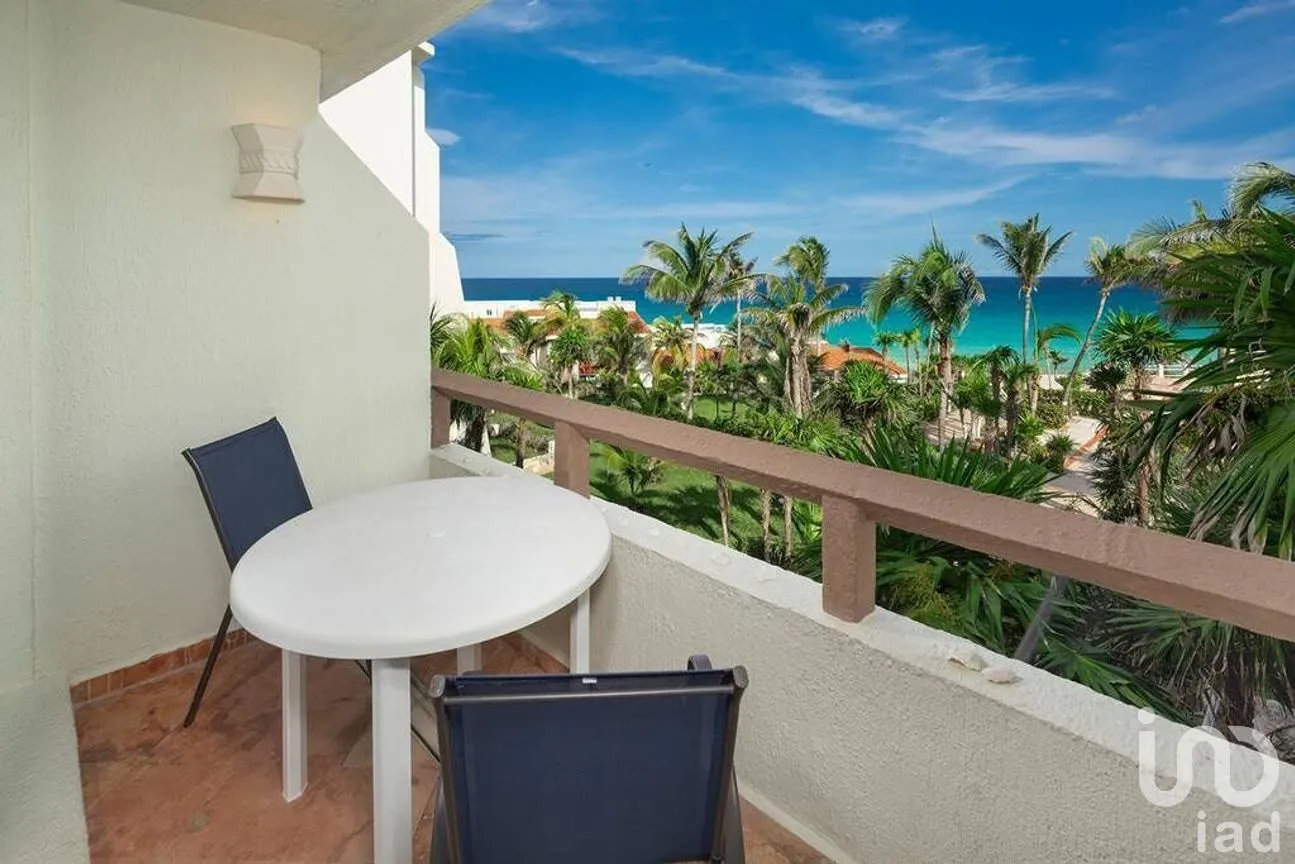 Departamento en Venta en Zona Hotelera, Benito Juárez, Quintana Roo | NEX-293136 | iad México | Foto 2 de 16