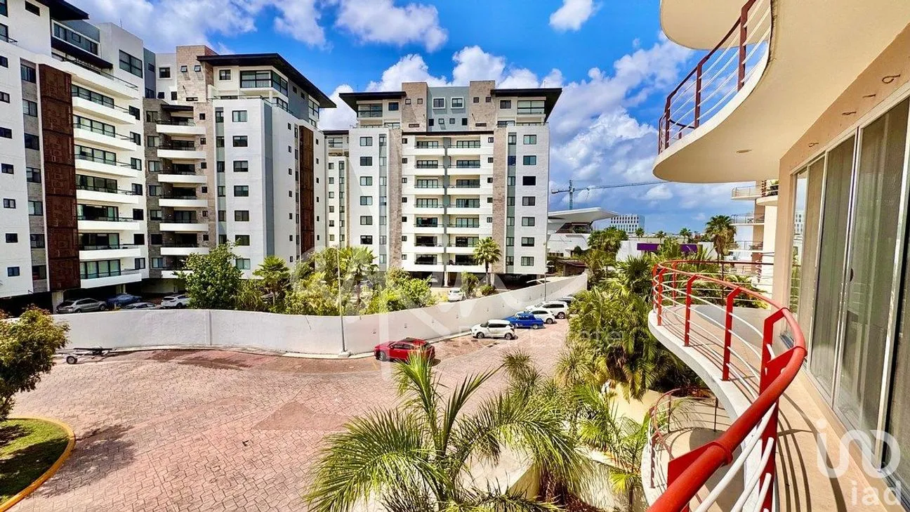 Departamento en Renta en Residencial Cumbres, Benito Juárez, Quintana Roo | NEX-294001 | iad México | Foto 2 de 11