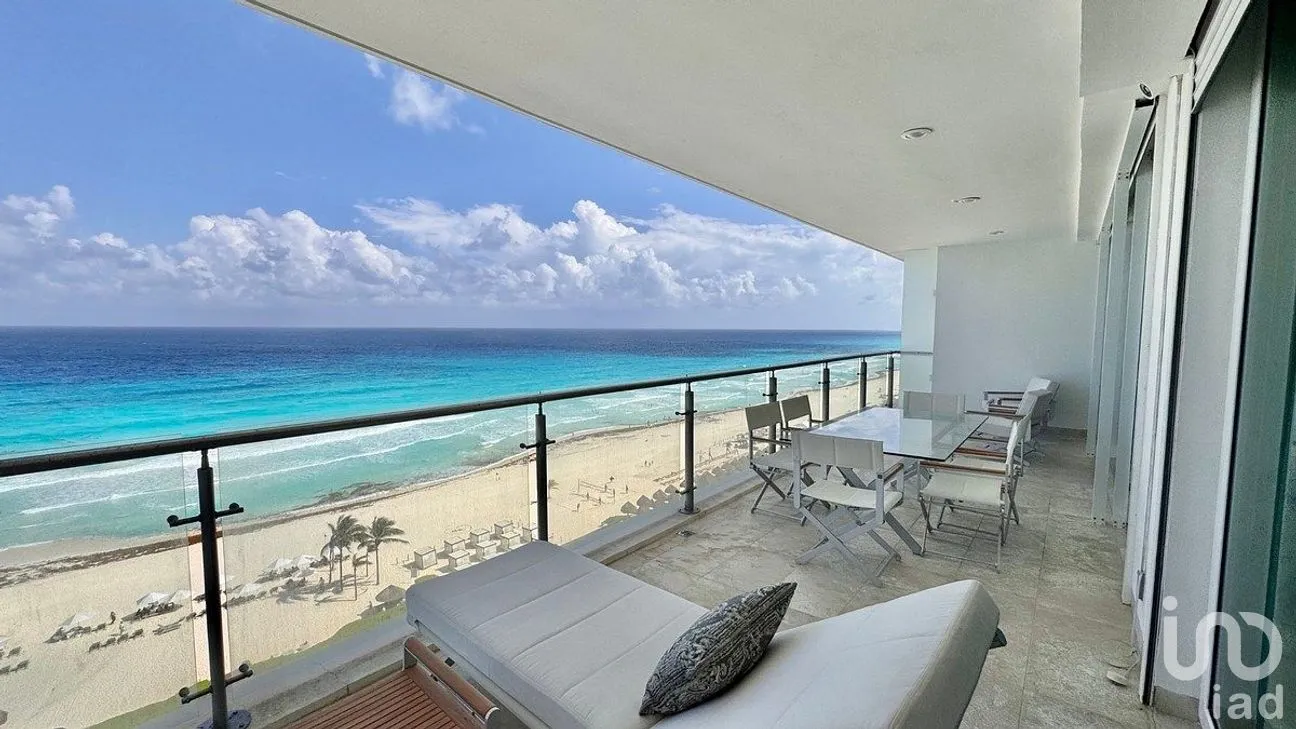 Departamento en Venta en Zona Hotelera, Benito Juárez, Quintana Roo | NEX-294673 | iad México | Foto 2 de 15