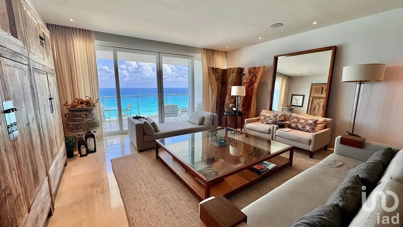 Departamento en Venta en Zona Hotelera, Benito Juárez, Quintana Roo | NEX-294673 | iad México | Foto 1 de 15
