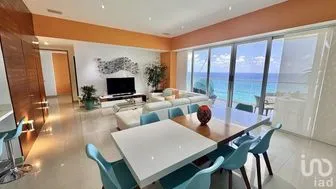 NEX-297015 - Departamento en Venta, con 3 recamaras, con 3 baños, con 232 m2 de construcción.