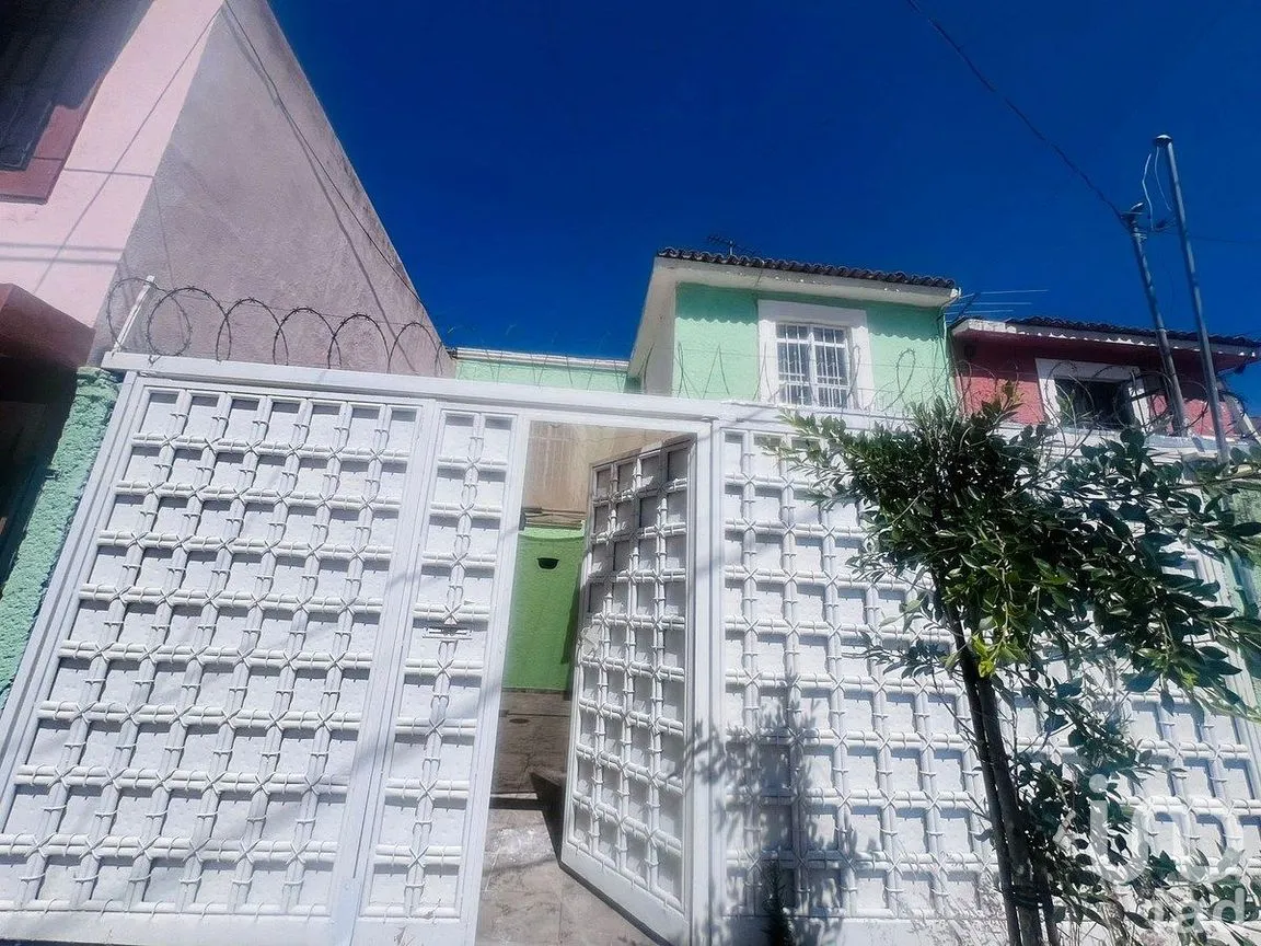 Casa en Venta en Plazas del Sol 2a Sección, Querétaro, Querétaro | NEX-284655 | iad México | Foto 1 de 20