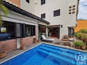 NEX-231791 - Departamento en Venta, con 3 recamaras, con 3 baños, con 314.26 m2 de construcción en El Cerro, CP 48304, Jalisco.