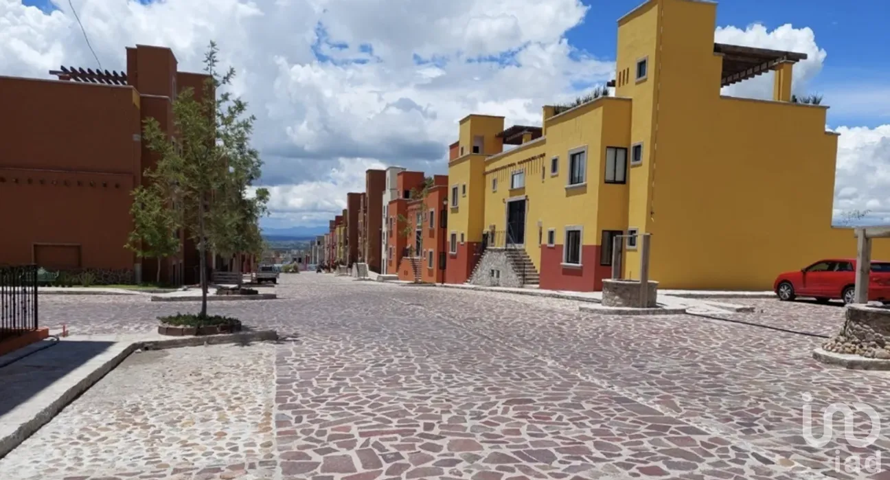 Casa en Venta en Villa de los Frailes, San Miguel de Allende, Guanajuato | NEX-277915 | iad México | Foto 1 de 11