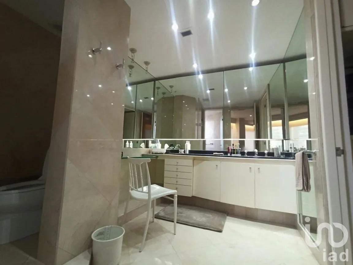 Departamento en Venta en Bosques de las Lomas, Cuajimalpa de Morelos, Ciudad de México | NEX-281910 | iad México | Foto 12 de 18