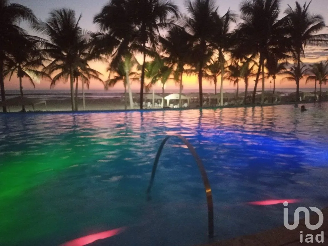 Departamento en Venta en Playa Diamante, Acapulco de Juárez, Guerrero | NEX-294008 | iad México | Foto 1 de 35
