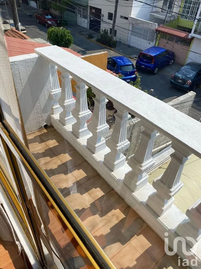 Casa en Venta en Los Reyes Ixtacala 1ra. Sección, Tlalnepantla de Baz, Estado De México | NEX-232261 | iad México | Foto 13 de 16