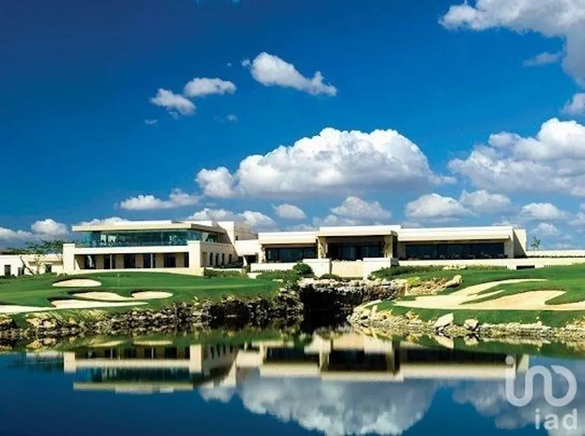 Terreno en Venta en Yucatán Country Club, Mérida, Yucatán | NEX-232288 | iad México | Foto 2 de 9