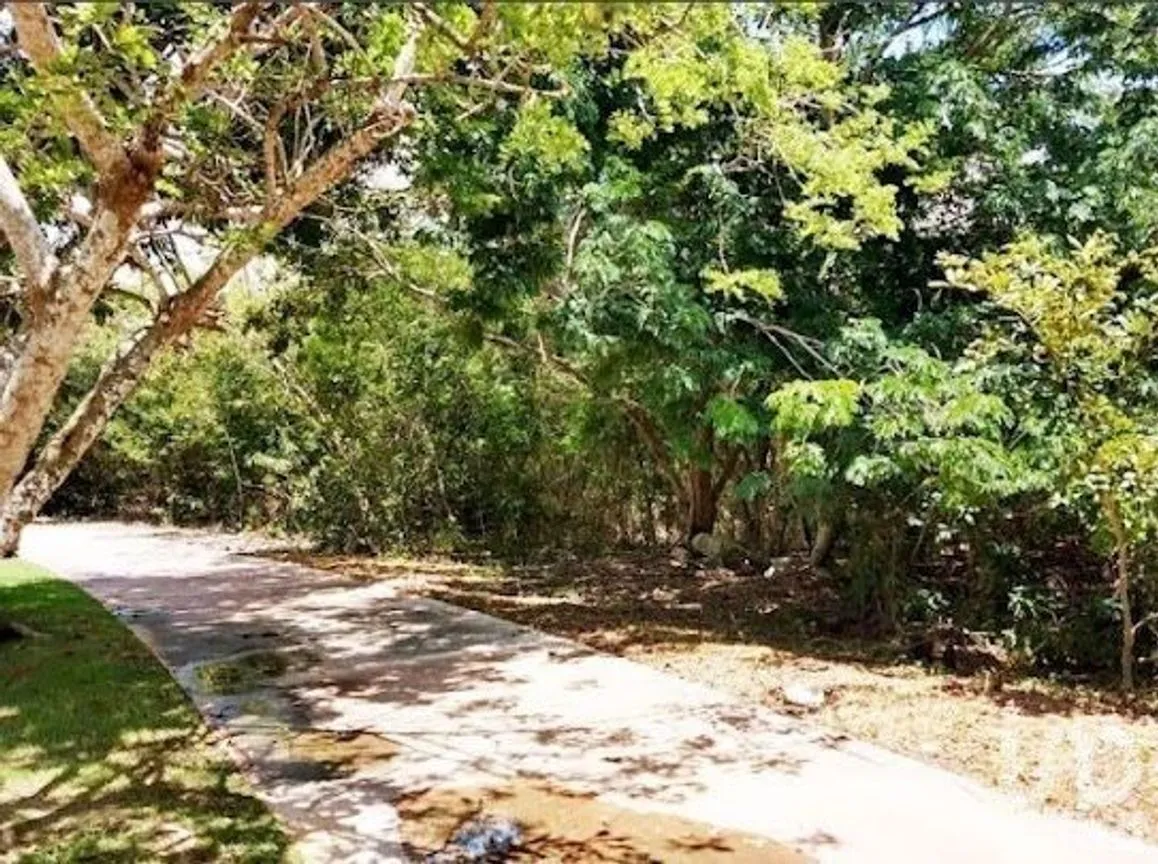 Terreno en Venta en Yucatán Country Club, Mérida, Yucatán | NEX-232288 | iad México | Foto 5 de 9