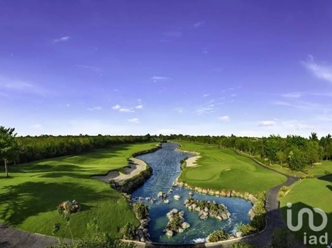 Terreno en Venta en Yucatán Country Club, Mérida, Yucatán | NEX-232288 | iad México | Foto 1 de 9