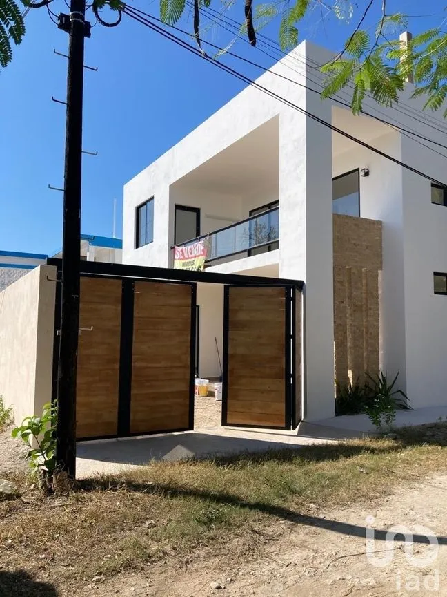 Casa en Venta en Chelem, Progreso, Yucatán | NEX-232301 | iad México | Foto 1 de 13