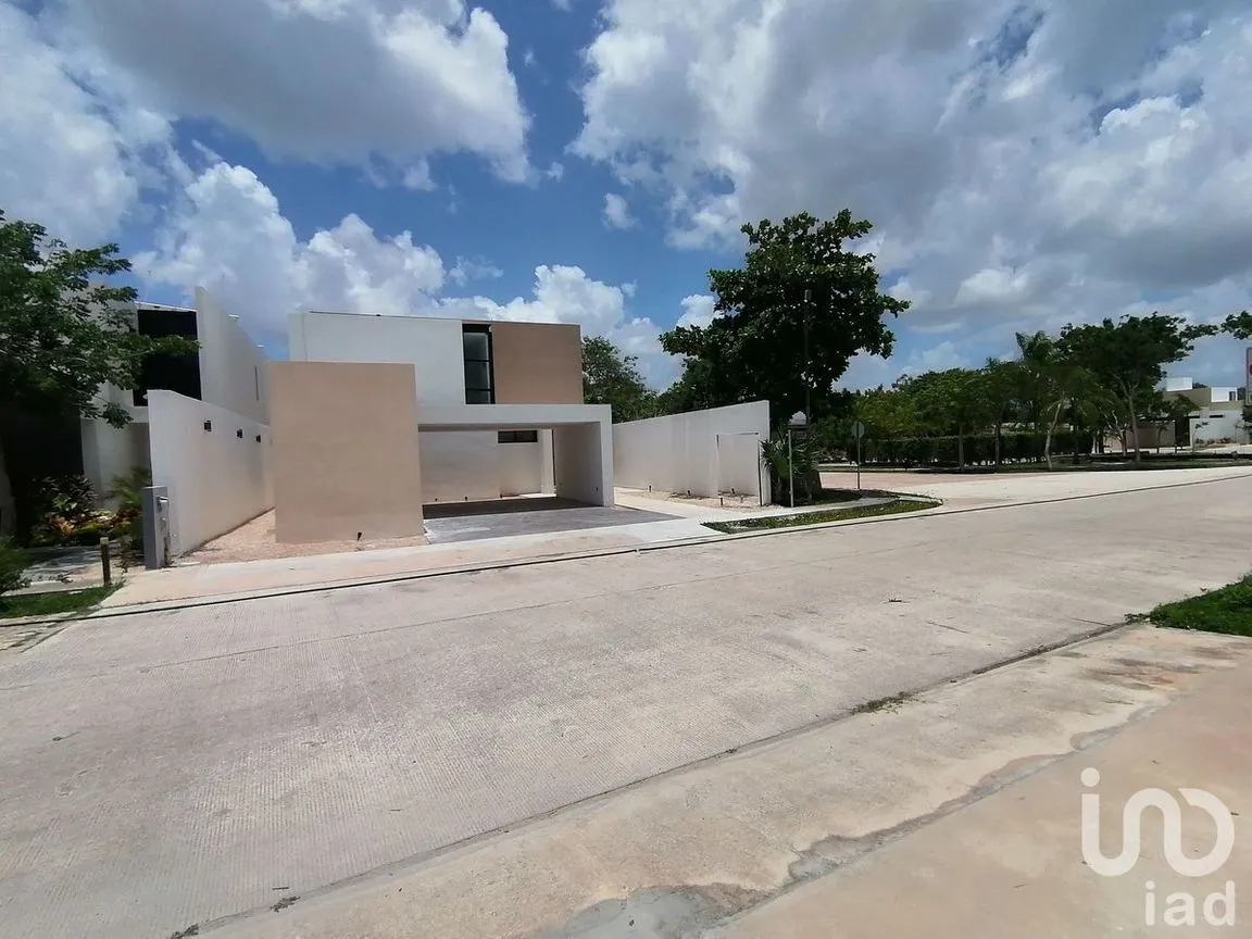 Casa en Venta en Cholul, Mérida, Yucatán | NEX-232304 | iad México | Foto 2 de 26