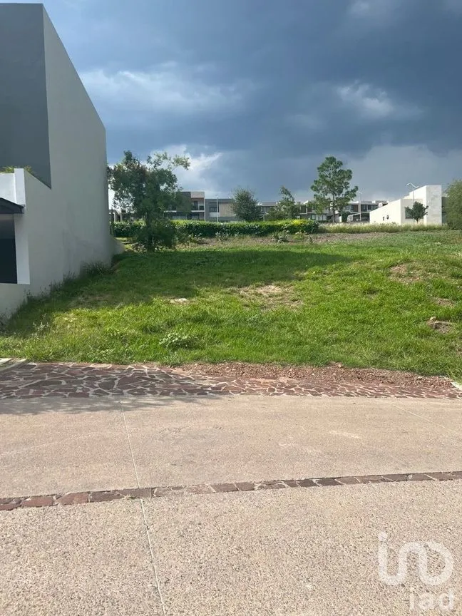 Terreno en Venta en Altozano el Nuevo Querétaro, Querétaro, Querétaro | NEX-232342 | iad México | Foto 1 de 16