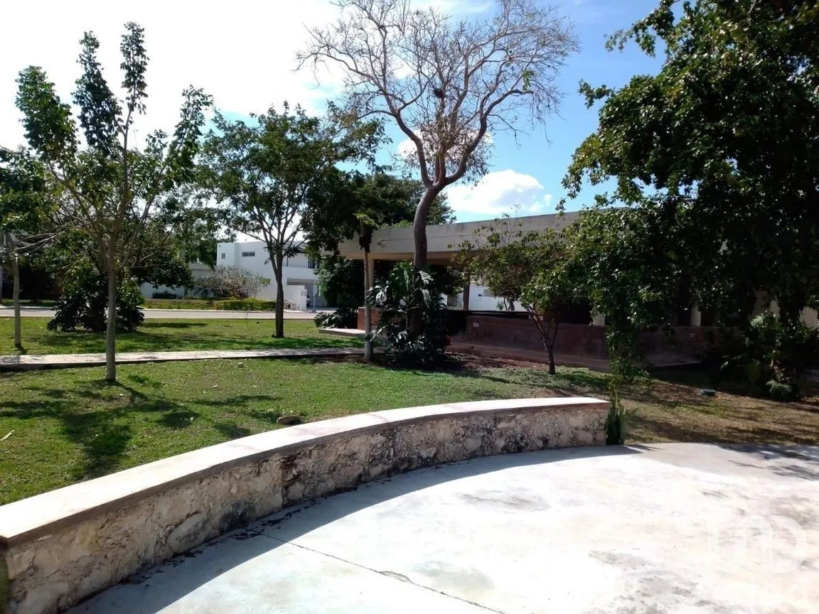 Terreno en Venta en La Rejoyada, Mérida, Yucatán | NEX-232346 | iad México | Foto 3 de 16