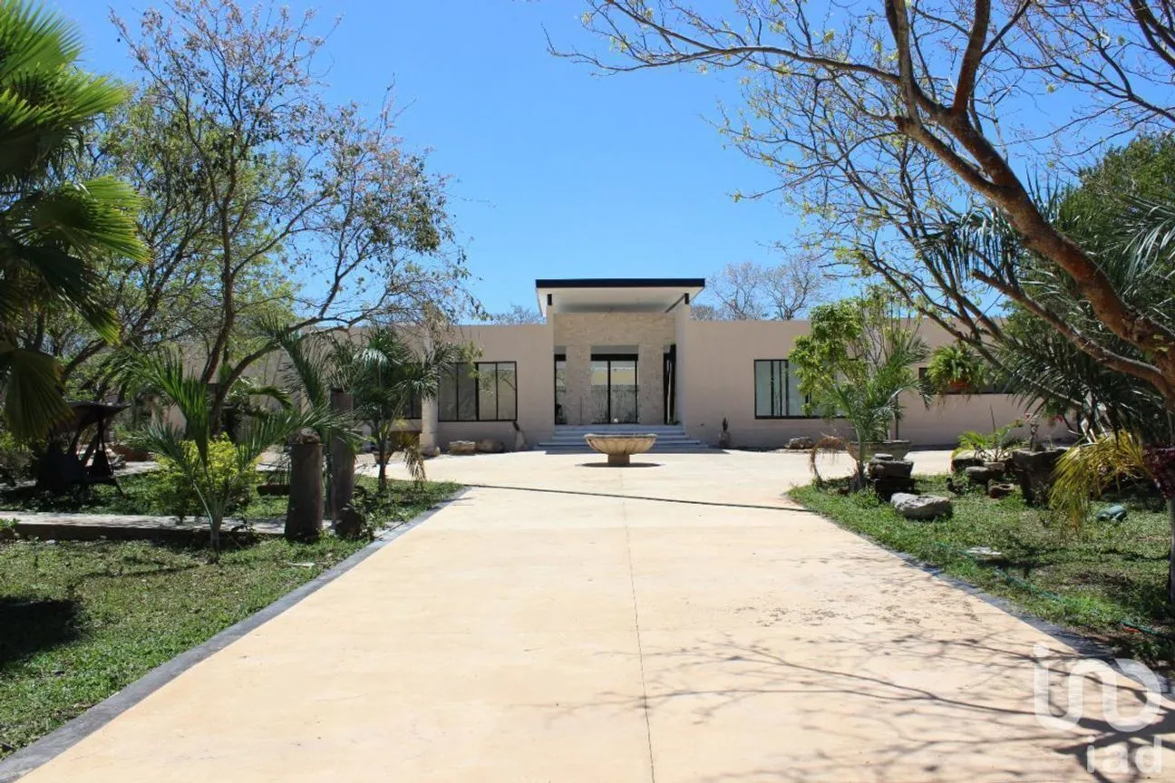 Casa en Venta en Conkal, Conkal, Yucatán | NEX-232384 | iad México | Foto 1 de 21