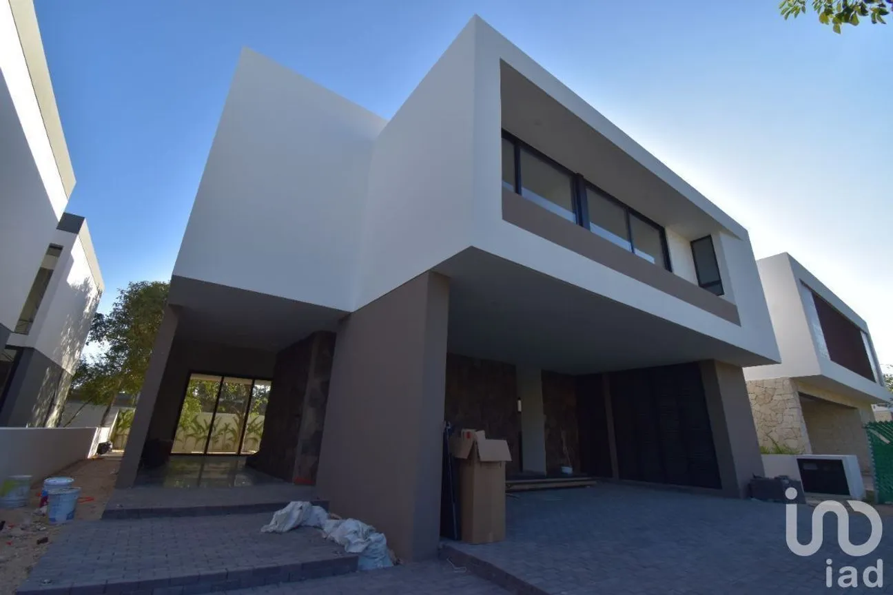 Casa en Venta en Yucatán Country Club, Mérida, Yucatán | NEX-232441 | iad México | Foto 1 de 33