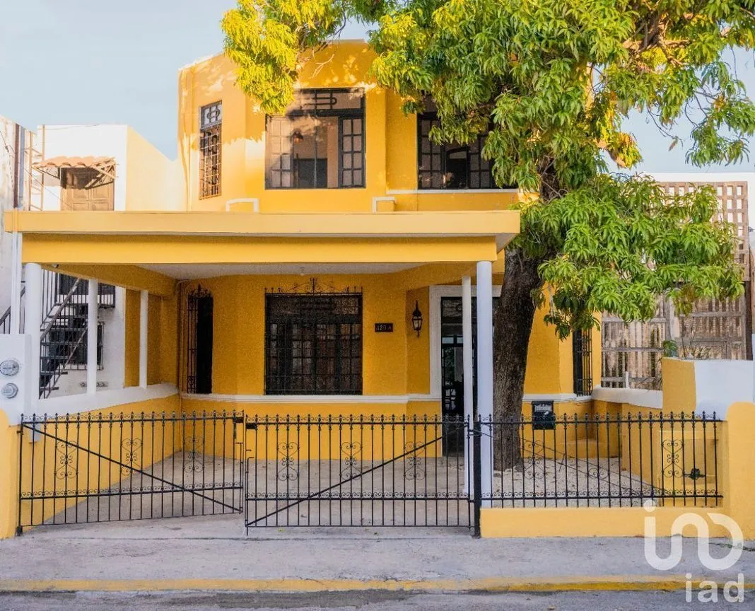 Casa en Venta en Mérida Centro, Mérida, Yucatán | NEX-232472 | iad México | Foto 1 de 38