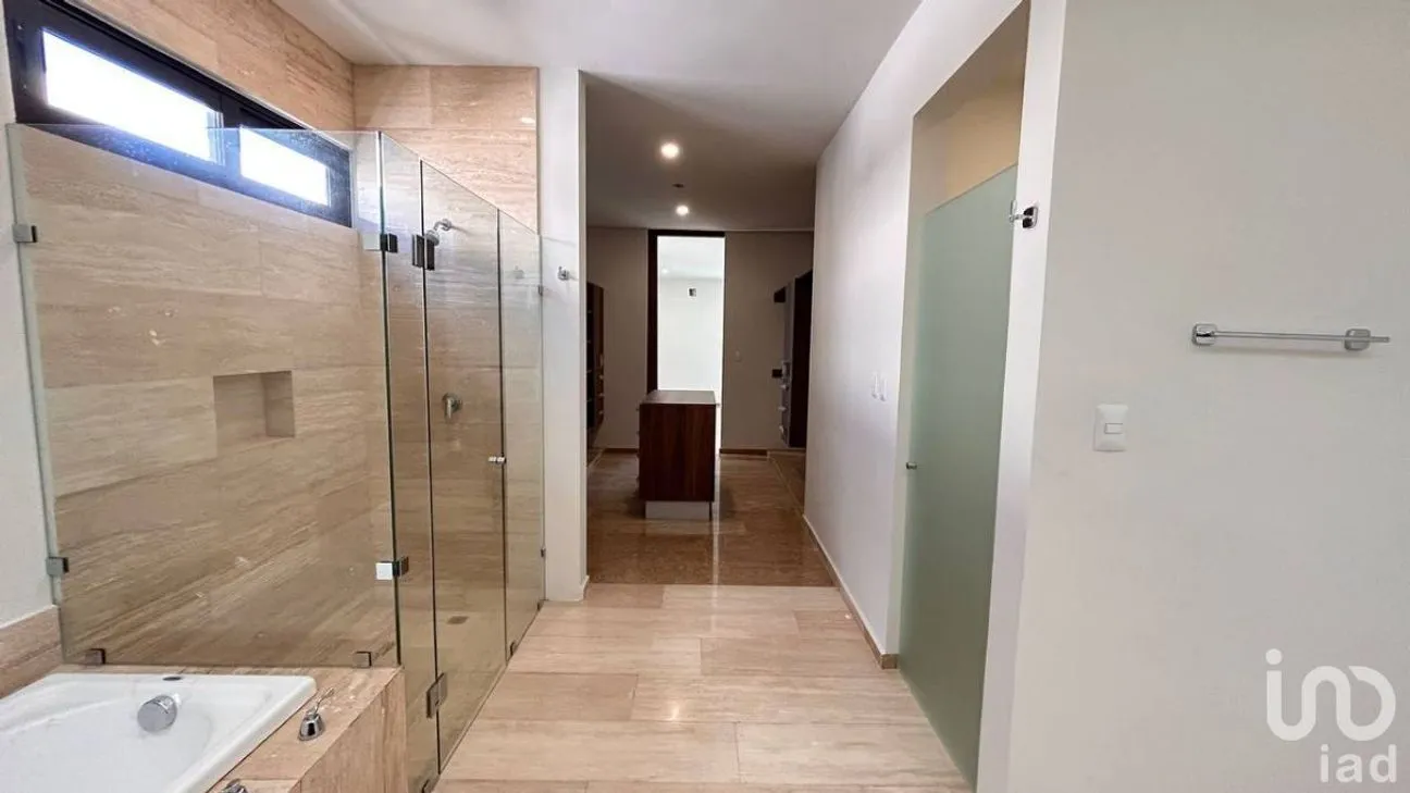 Casa en Venta en Yucatán Country Club, Mérida, Yucatán | NEX-232495 | iad México | Foto 3 de 15