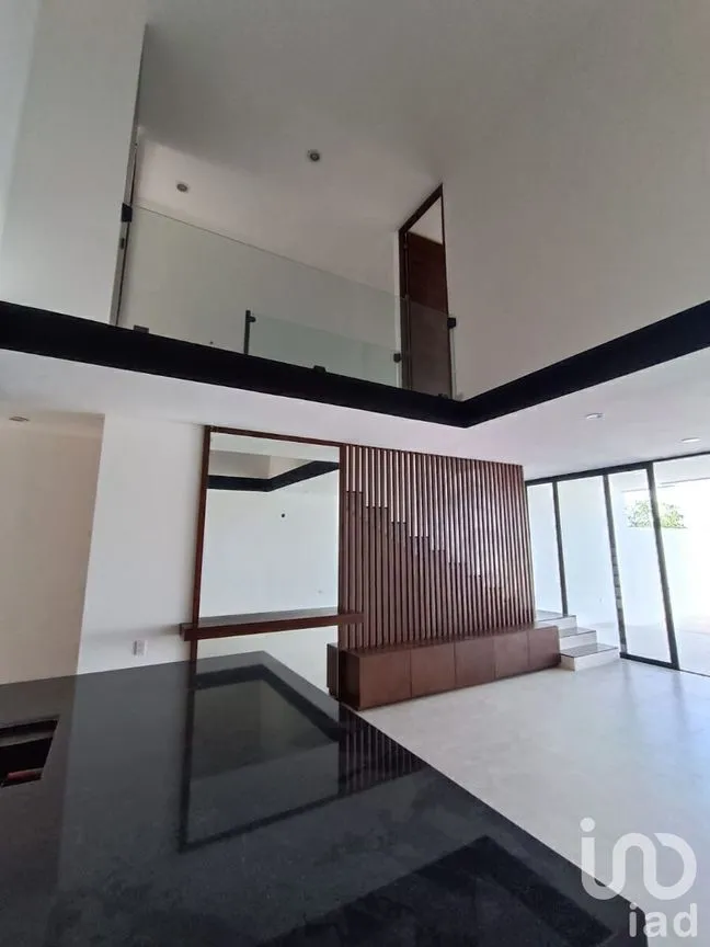 Casa en Venta en Residencial Xcanatún, Mérida, Yucatán | NEX-232532 | iad México | Foto 2 de 8