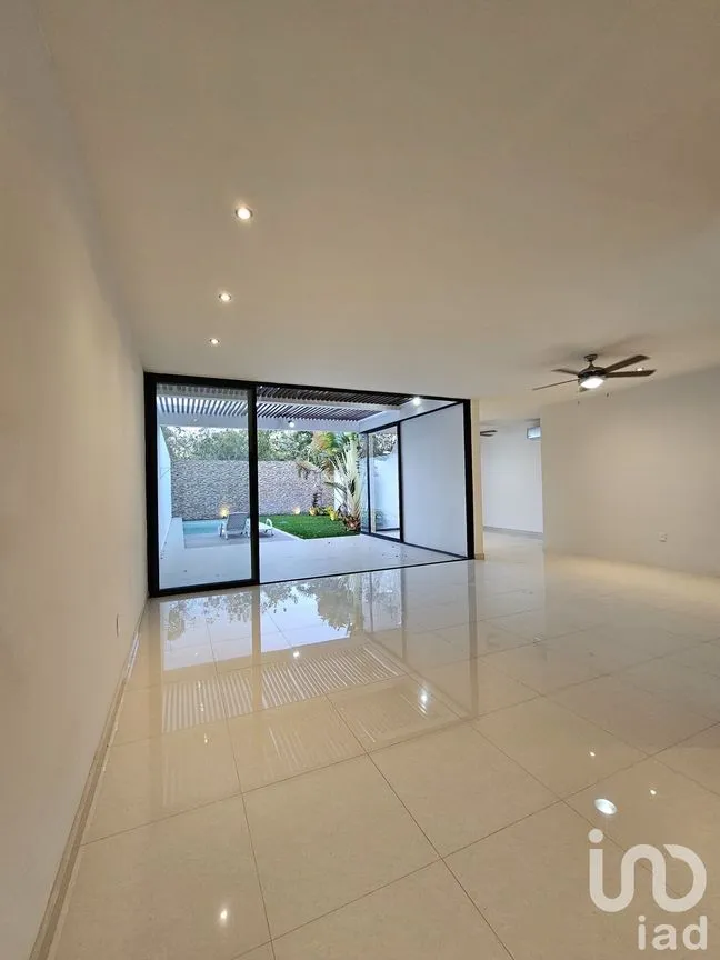 Casa en Venta en Temozon Norte, Mérida, Yucatán | NEX-232552 | iad México | Foto 2 de 31