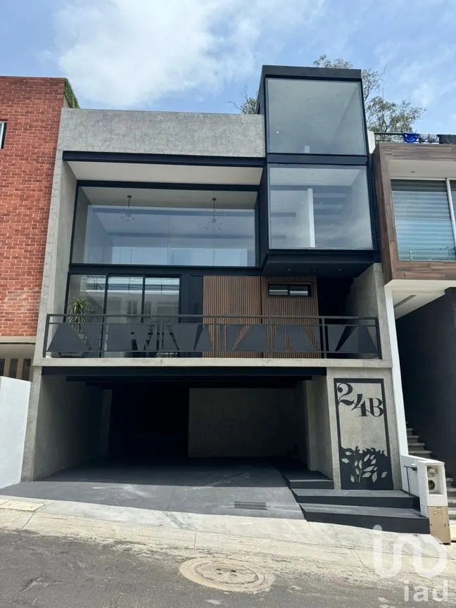 Casa en Venta en Residencial Lago Esmeralda, Atizapán de Zaragoza, Estado De México | NEX-232553 | iad México | Foto 1 de 42