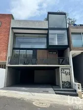NEX-232553 - Casa en Venta, con 3 recamaras, con 3 baños, con 300 m2 de construcción en Residencial Lago Esmeralda, CP 52989, Estado De México.