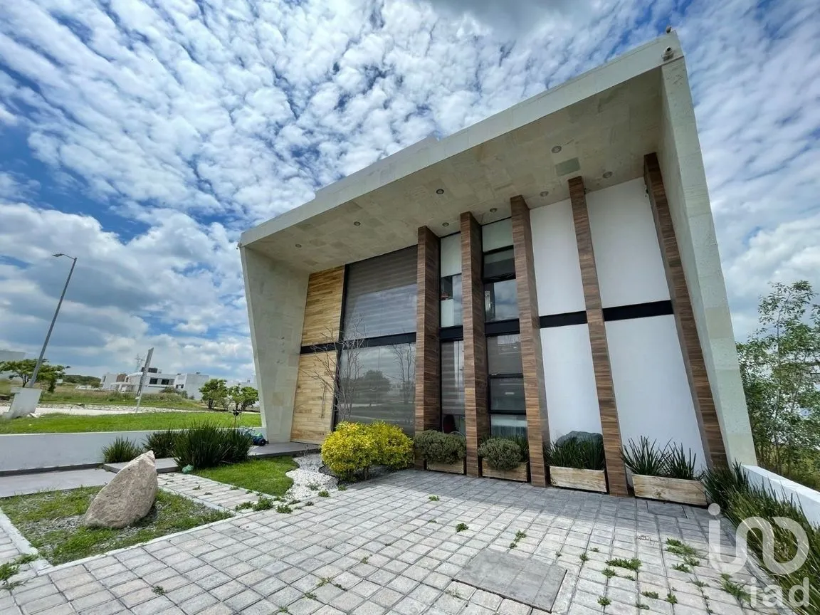 Casa en Venta en Juriquilla, Querétaro, Querétaro | NEX-268252 | iad México | Foto 1 de 12