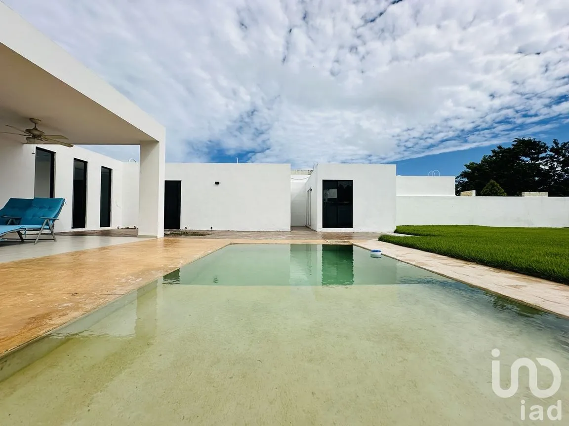 Casa en Venta en Vega del Mayab, Conkal, Yucatán | NEX-268440 | iad México | Foto 1 de 33