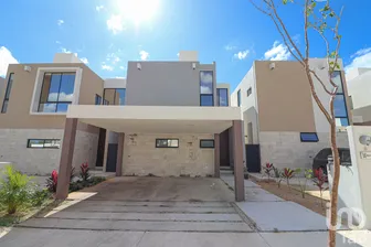 NEX-268576 - Casa en Venta, con 2 recamaras, con 2 baños, con 135 m2 de construcción.