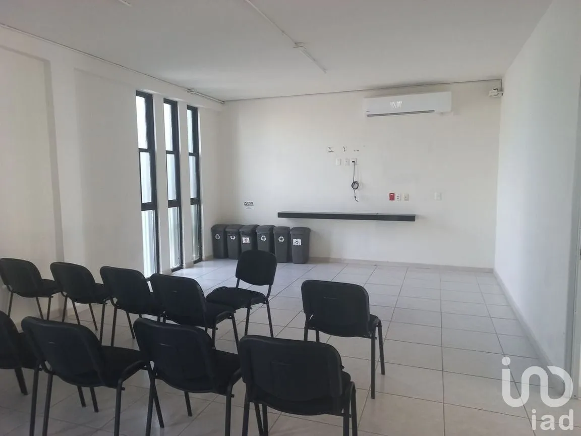 Oficina en Renta en Vista Alegre Norte, Mérida, Yucatán | NEX-269931 | iad México | Foto 8 de 24