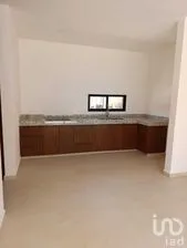 NEX-272424 - Casa en Venta, con 3 recamaras, con 2 baños, con 77 m2 de construcción.