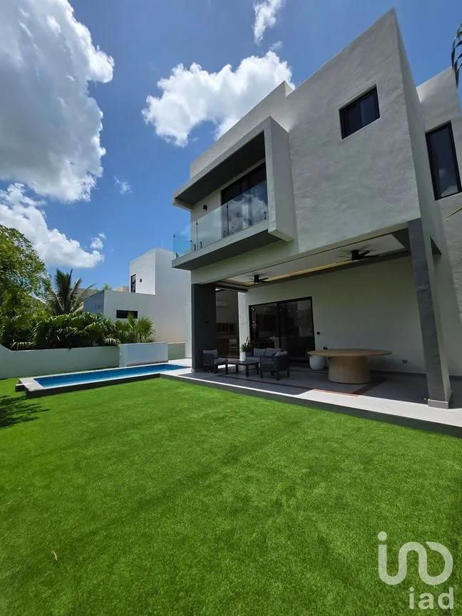 Casa en Venta en Yucatán Country Club, Mérida, Yucatán | NEX-272505 | iad México | Foto 2 de 23
