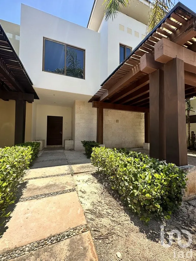 Casa en Venta en Yucatán Country Club, Mérida, Yucatán | NEX-280807 | iad México | Foto 4 de 20