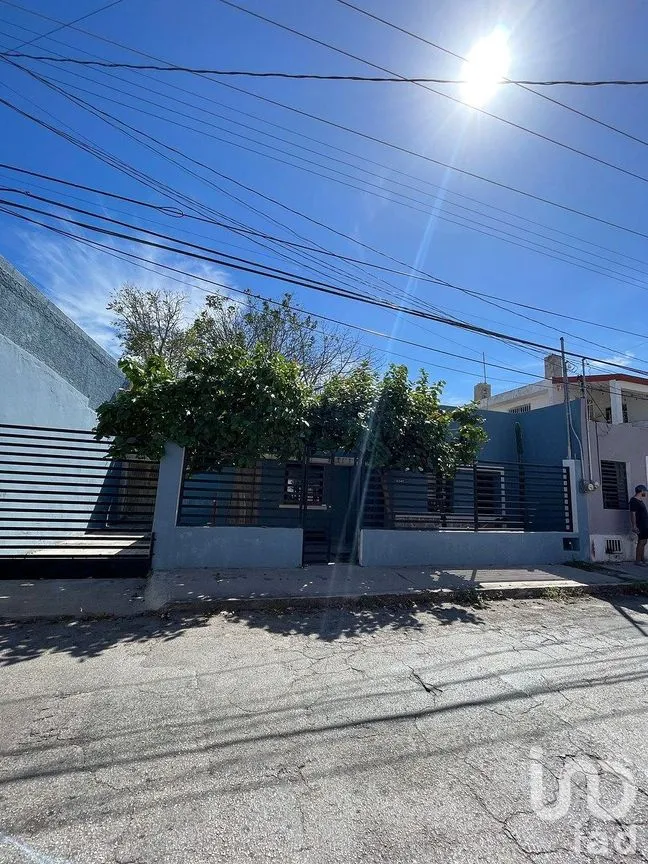 Casa en Venta en Mérida Centro, Mérida, Yucatán | NEX-283047 | iad México | Foto 1 de 28