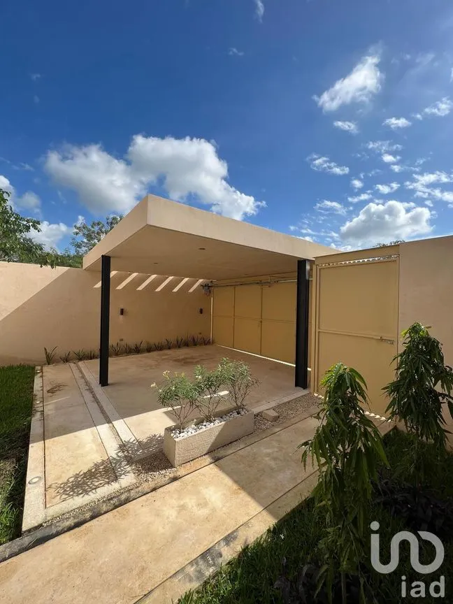 Casa en Venta en Xcanatún, Mérida, Yucatán | NEX-284133 | iad México | Foto 3 de 9
