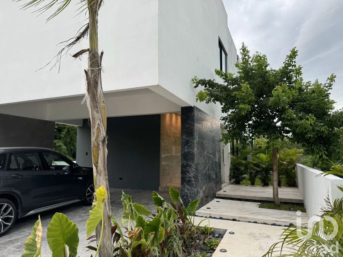 Casa en Venta en Dzibilchaltún, Mérida, Yucatán | NEX-284151 | iad México | Foto 2 de 33