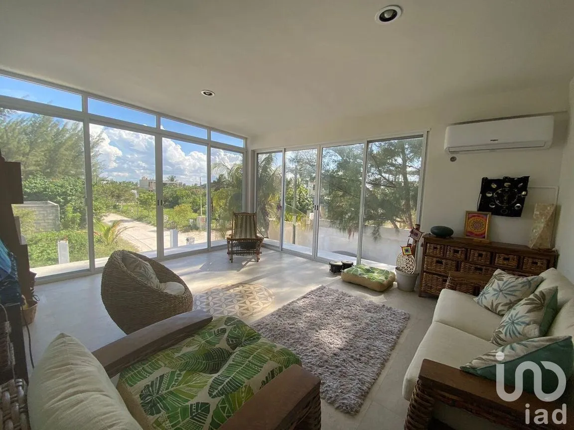 Casa en Venta en Chicxulub Puerto, Progreso, Yucatán | NEX-284158 | iad México | Foto 1 de 10