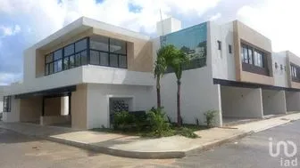NEX-284181 - Casa en Venta, con 3 recamaras, con 2 baños, con 192 m2 de construcción en Mérida, CP 97203, Yucatán.