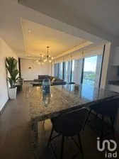 NEX-301085 - Departamento en Venta, con 2 recamaras, con 2 baños, con 102 m2 de construcción.