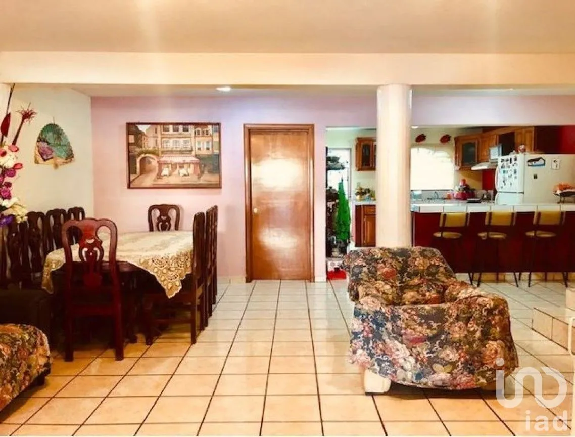 Casa en Venta en Insurgentes 1a Secc, Guadalajara, Jalisco | NEX-277834 | iad México | Foto 1 de 8