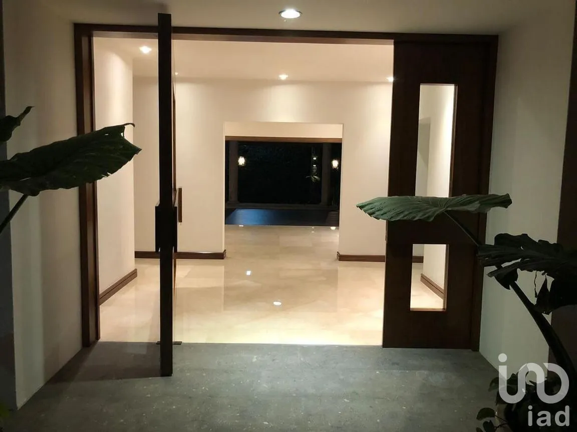 Casa en Venta en Colomos Providencia, Guadalajara, Jalisco | NEX-277874 | iad México | Foto 6 de 23